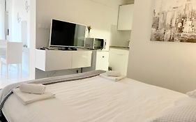 Bed & Bike Zagreb Studio Apartment